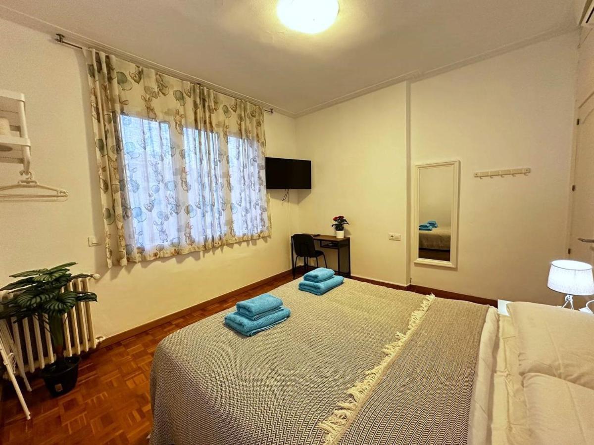 Rooms Nuevo Roger Барселона Экстерьер фото
